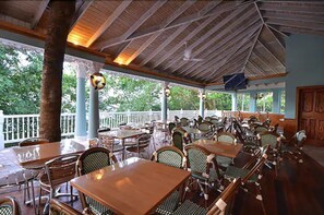Breakfast area - Tropical Lagoon Resort (Port Antonio)