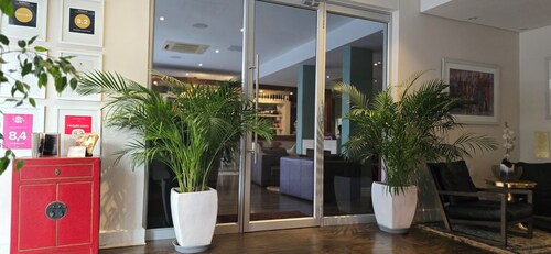 Ascot Boutique Hotel