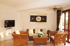 Family Room, 2 Bedrooms | Living room