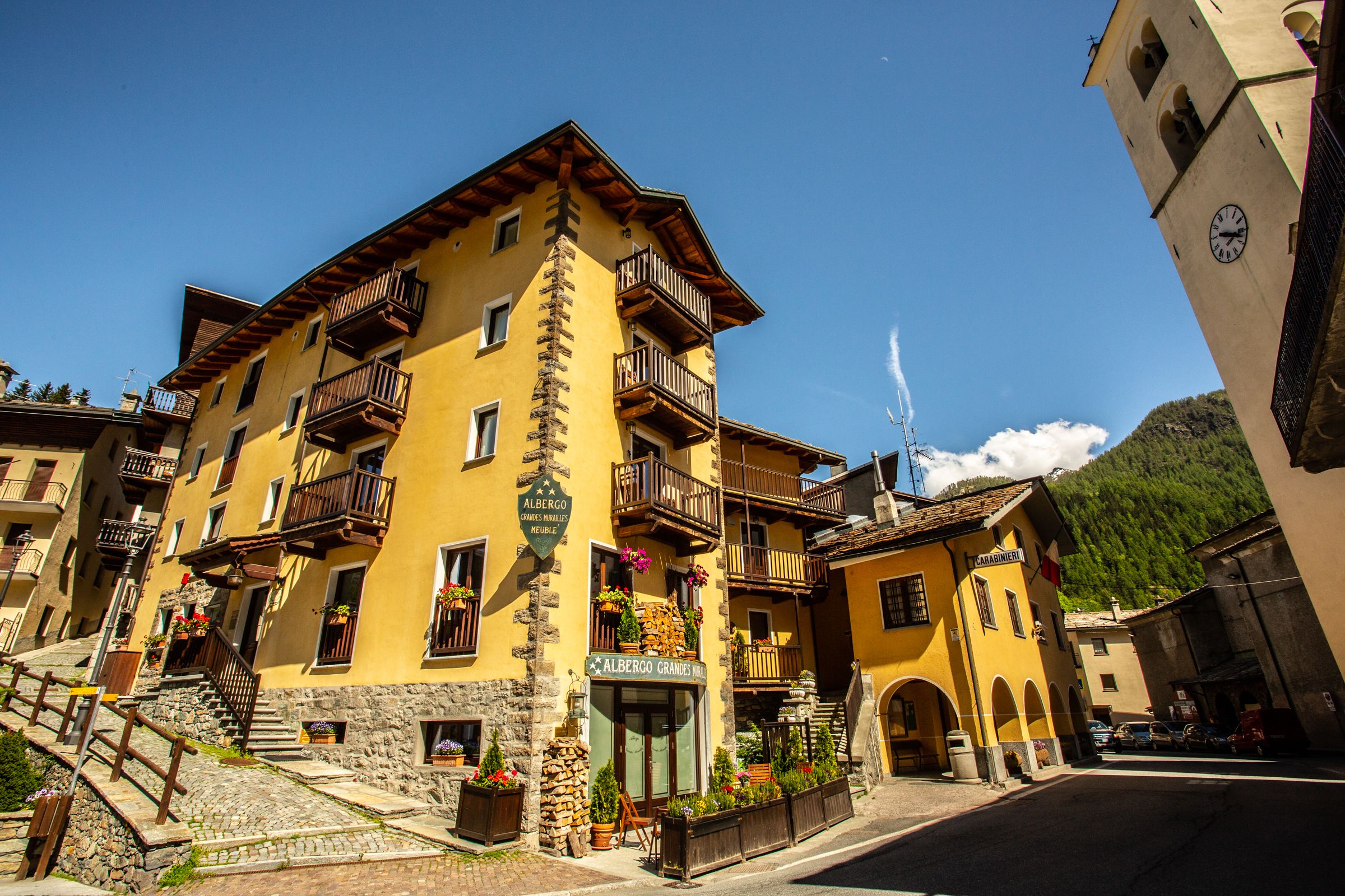 Facciata della struttura