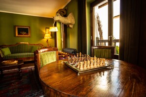 Lobby sitting area - Art Hotel Grandes Murailles (Valtournenche)