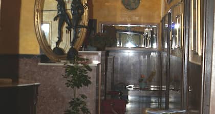 Hotel Touring