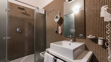 Doppelzimmer | Badezimmer