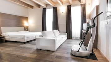 Chambre avec lits jumeaux, 2 lits une place | Literie hypoallergénique, minibar, coffres-forts dans les chambres