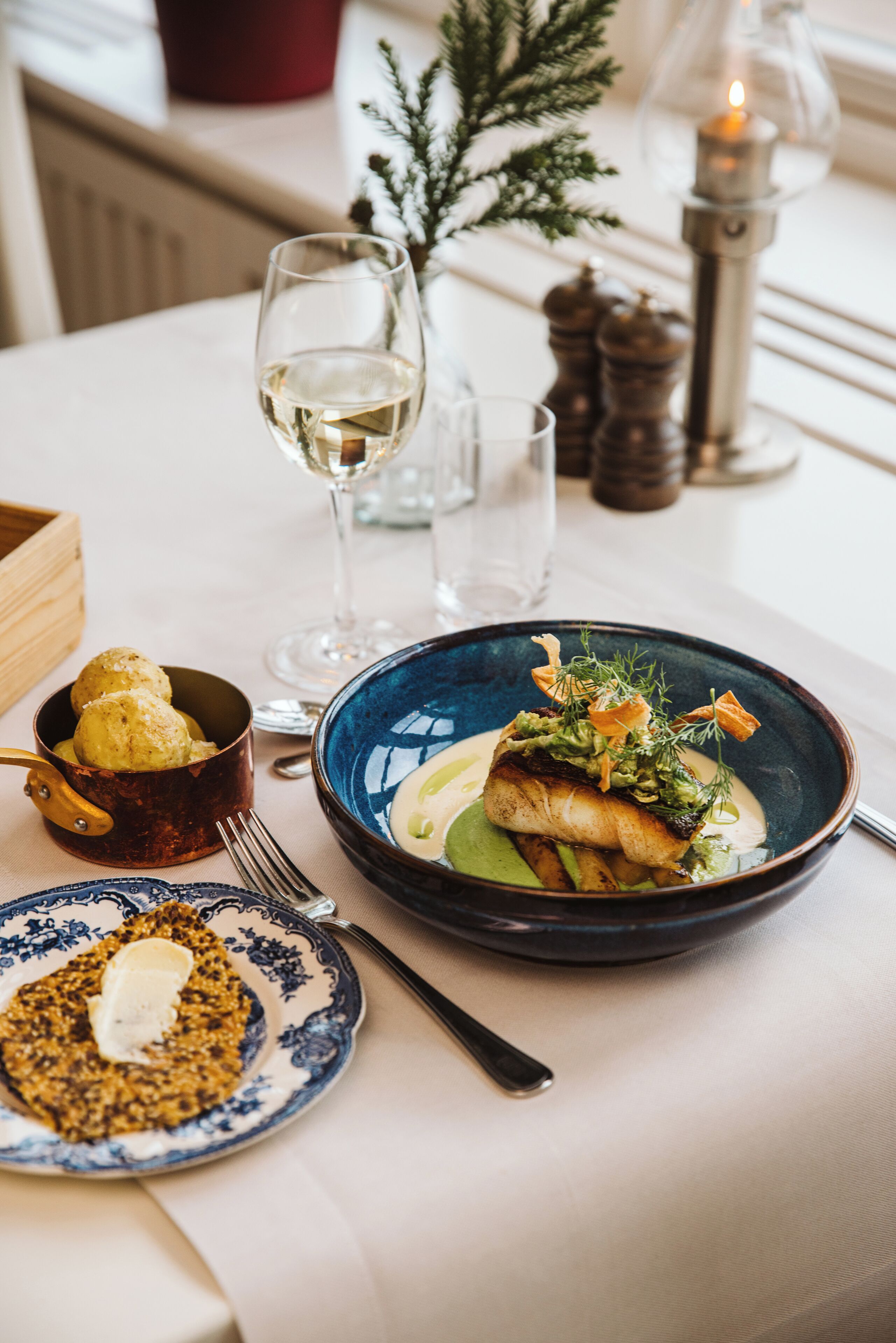 breakfast, lunch, dinner served; scandinavian cuisine, sea views