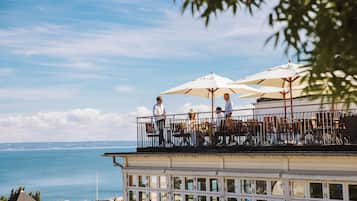 Breakfast, lunch, dinner served; Scandinavian cuisine, ocean views