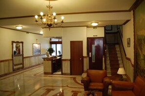 Lobby - Hotel Marina Victoria (Algeciras)
