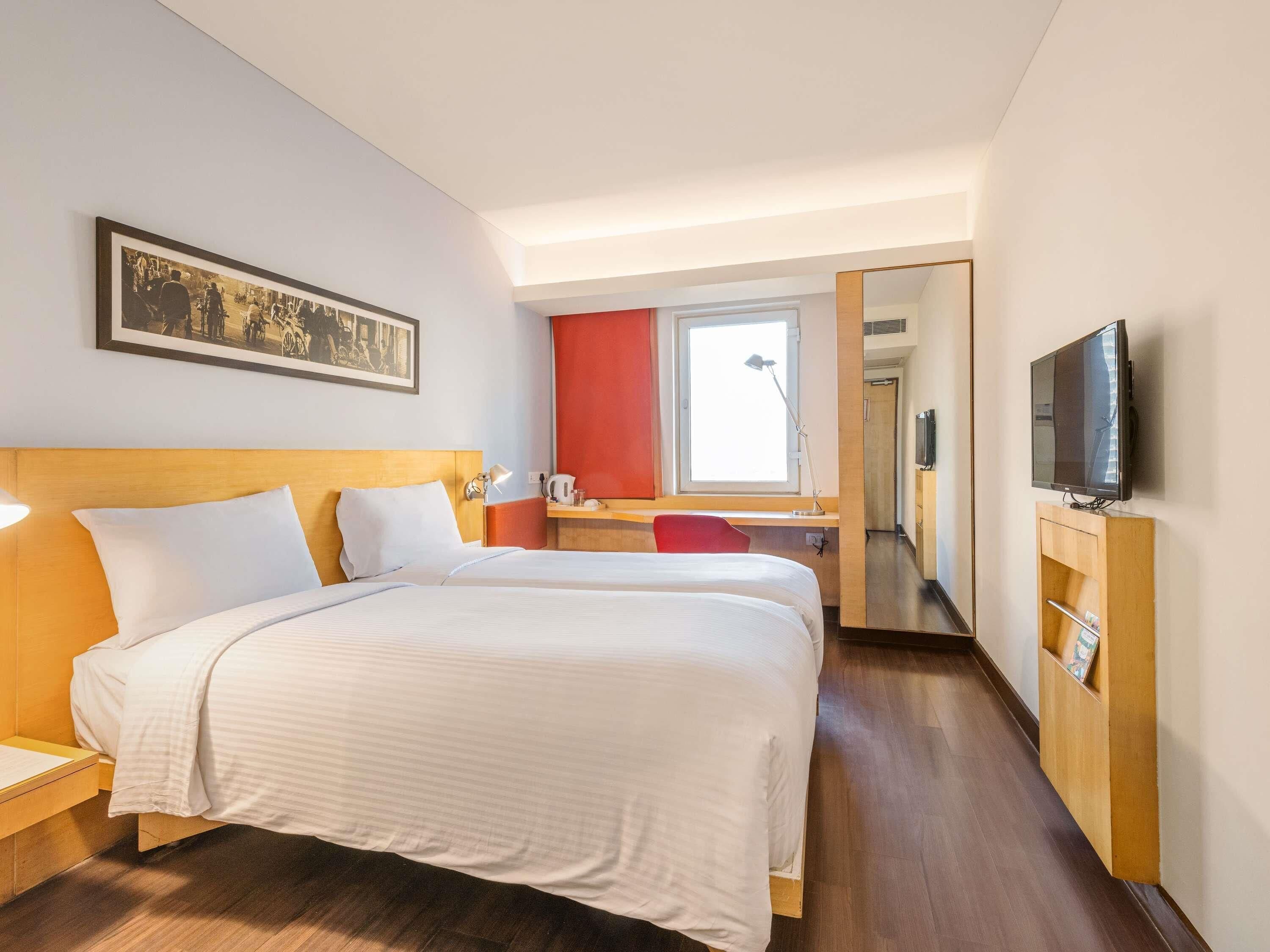 In-room safe, desk, laptop workspace, blackout drapes