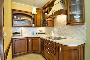 Standard Apartment, 1 Bedroom, Mountain View | Private kitchen | Fridge, microwave, coffee/tea maker, electric kettle