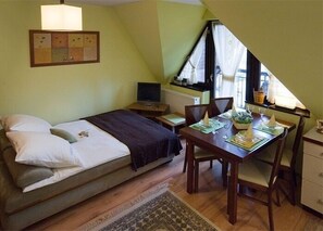 Standard Apartment, 1 Bedroom, Mountain View