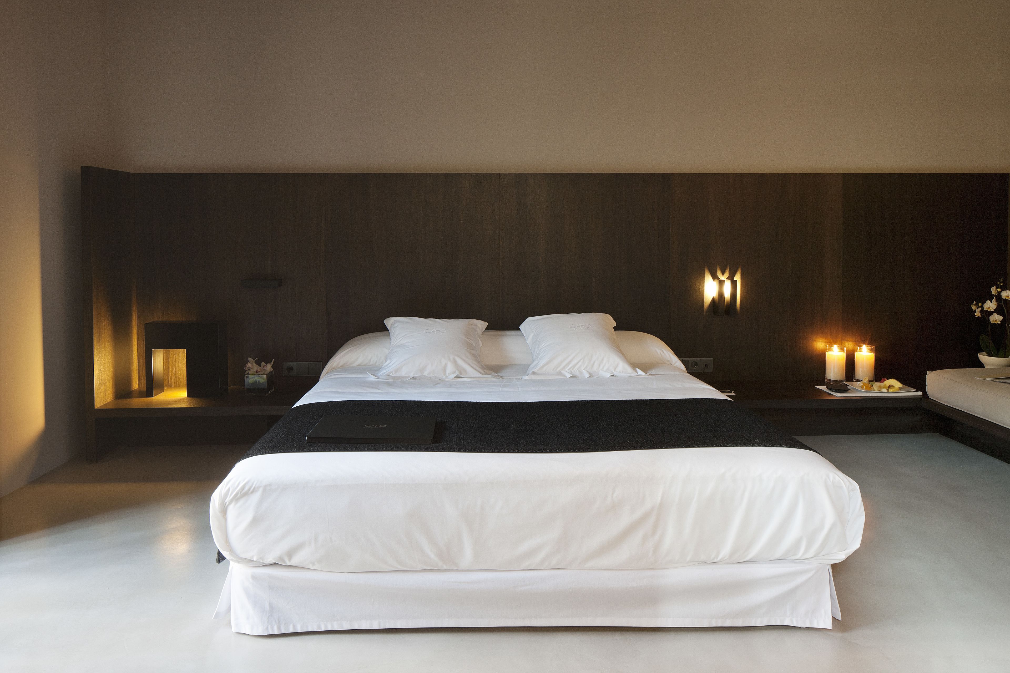 1 bedroom, premium bedding, down duvets, free minibar