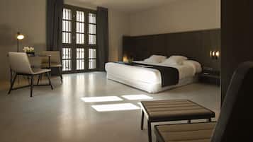 Premium bedding, down comforters, free minibar, in-room safe