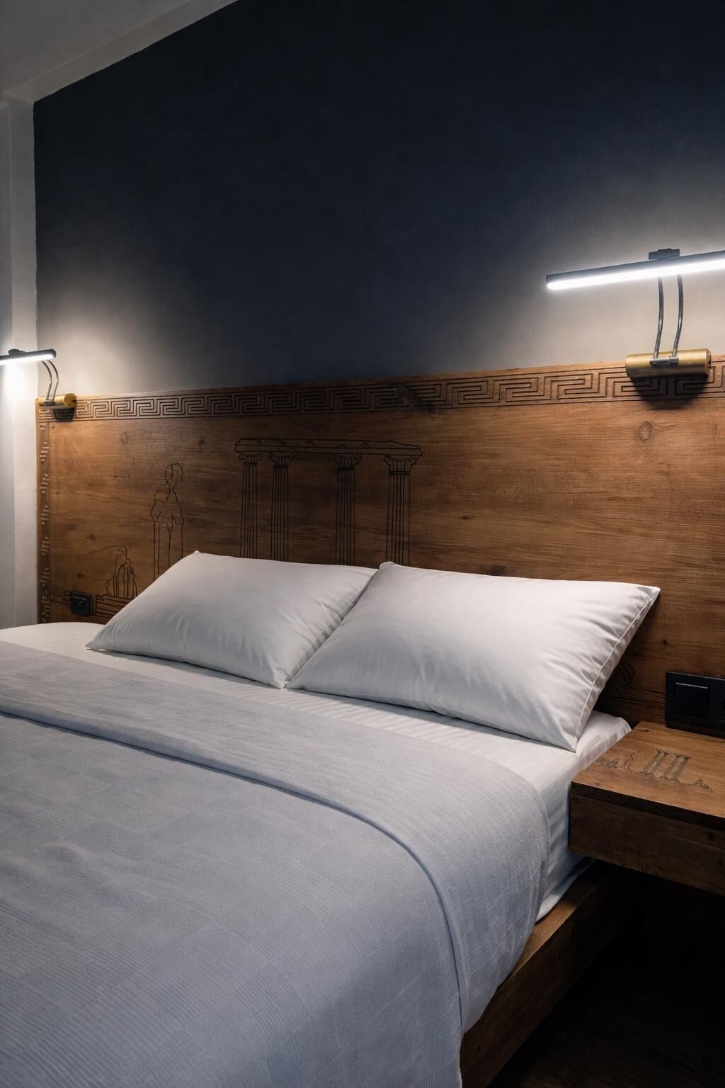 Ropa de cama de alta calidad y tabla de planchar con plancha 