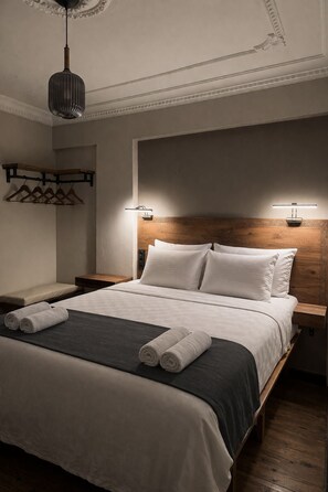 Comfort Double Room, Balcony | Premium bedding, iron/ironing board, free WiFi, bed sheets