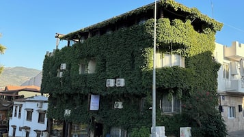 Facciata della struttura