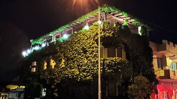 Facciata della struttura