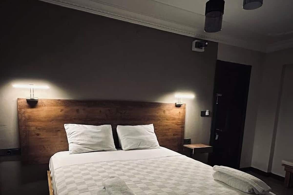 Phòng dành cho gia đình | Bộ đồ giường cao cấp, bàn ủi/dụng cụ ủi quần áo