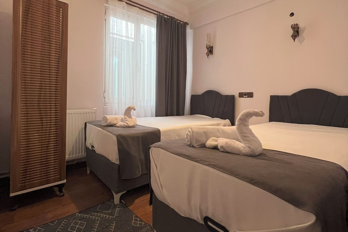 Economy Double or Twin Room | Premium bedding, iron/ironing board, free WiFi, bed sheets