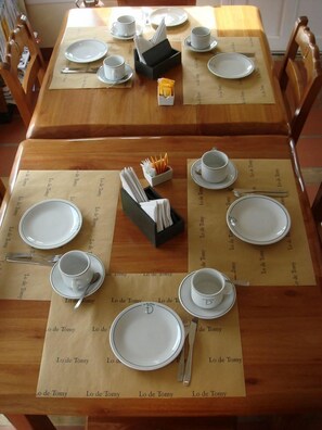 Breakfast area