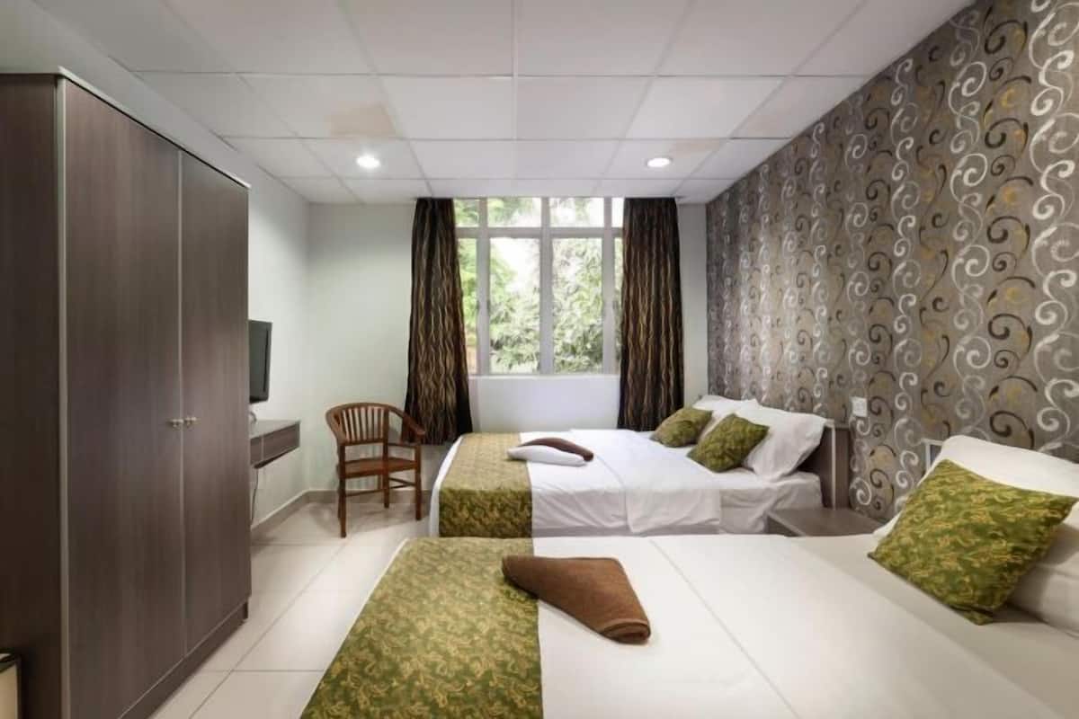 Premium bedding, iron/ironing board (on request), free WiFi