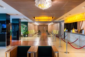 Lobby-Lounge