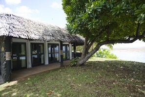 Suite (Isabella) | Terrace/patio - Stevenson's at Manase (Manase)