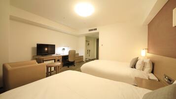 Premium bedding, down comforters, pillowtop beds, desk