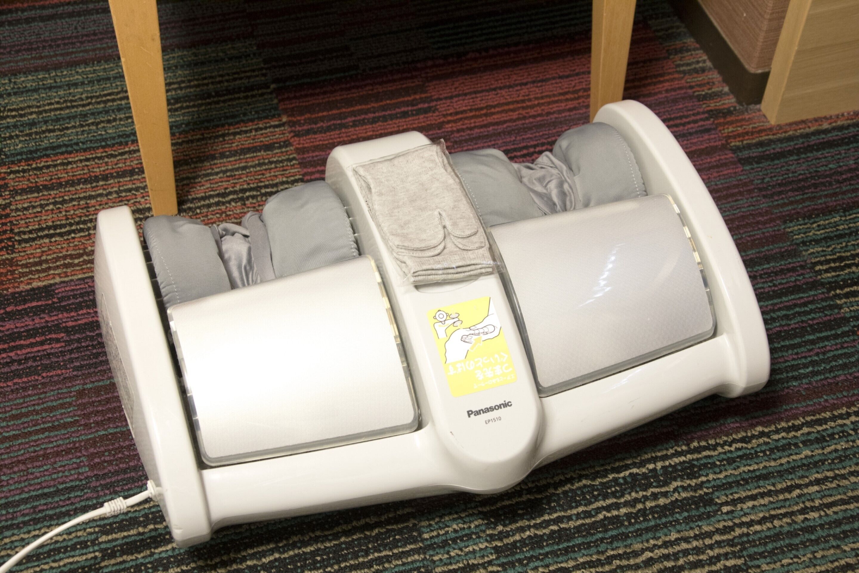 ladies room, non smoking | room amenity