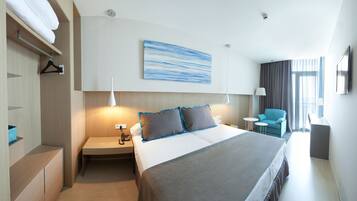 Safe på rommet, skrivebord, skrivebord for bærbar PC og lydisolert