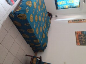 Standard Double Room | Tempur-Pedic beds, in-room safe, individually decorated - Napoléon Aéroport (Lomé)