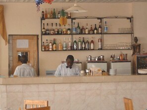 Bar (on property) - Hôtel Mandé (Bamako)