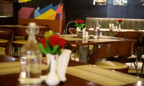 Dining - DS Clarks Inn Gurgaon (Gurugram)