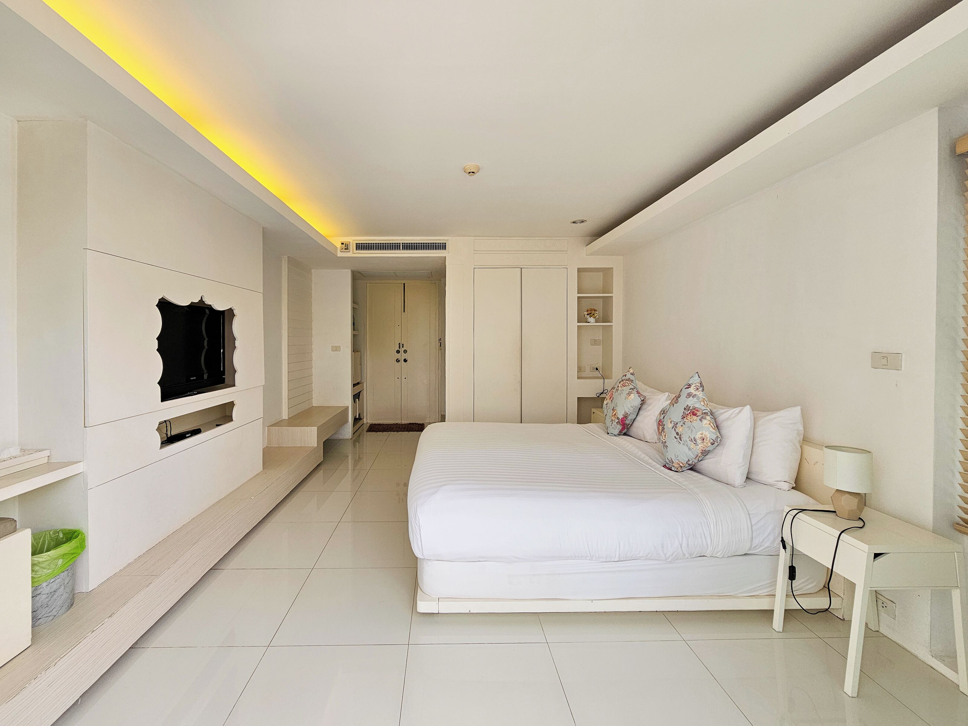 the terrace | free wifi