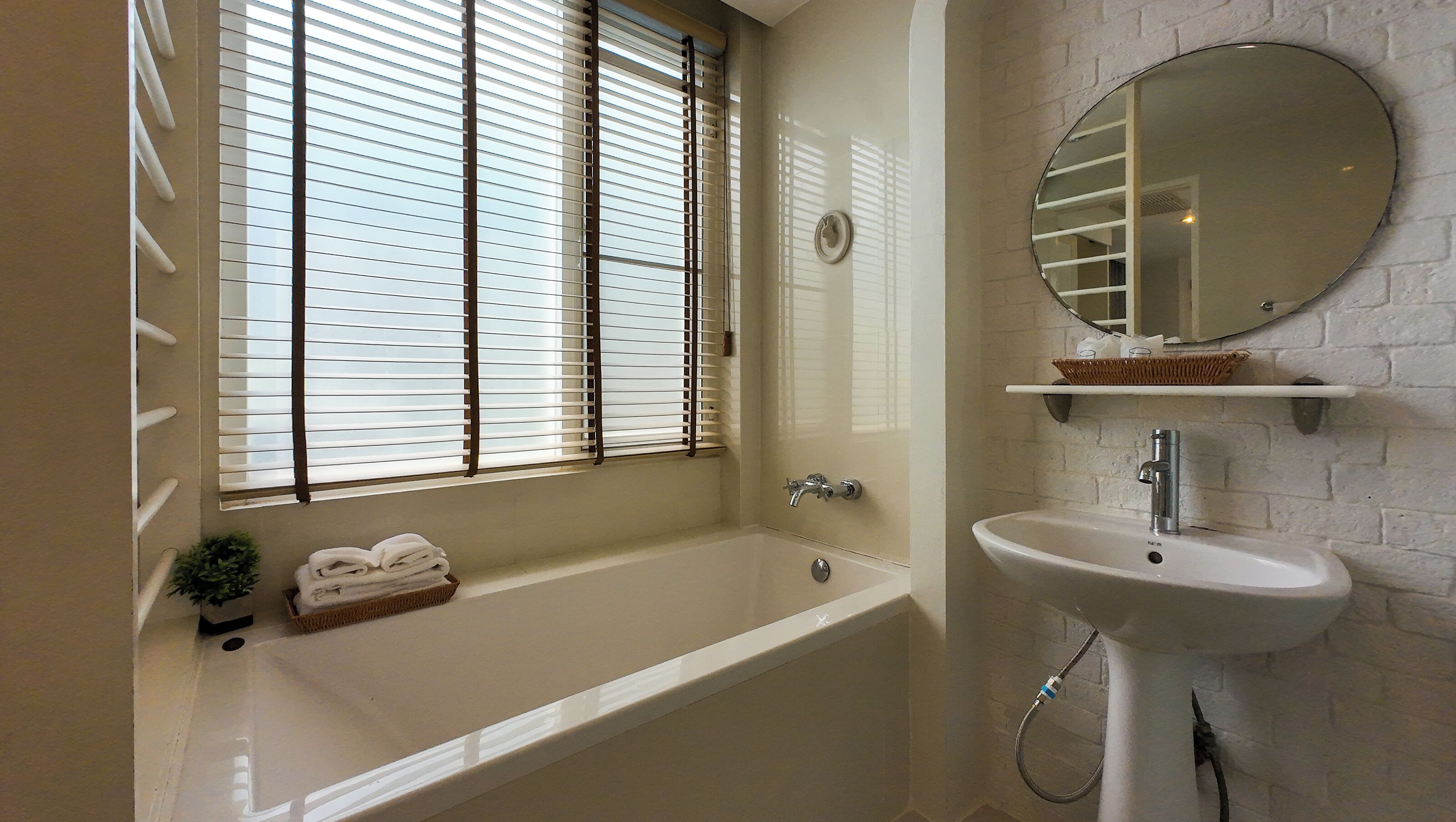 sea breeze villa | bathroom | shower, hair dryer, towels