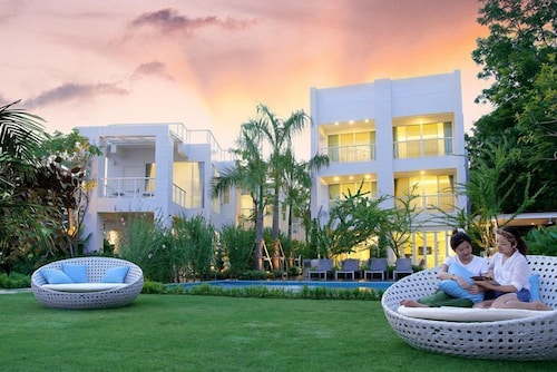 Verano Beach Villa