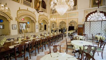 Daily buffet breakfast (INR 708 per person)