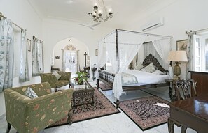 Super Deluxe Double/ Twin Room | Premium bedding, Select Comfort beds, in-room safe