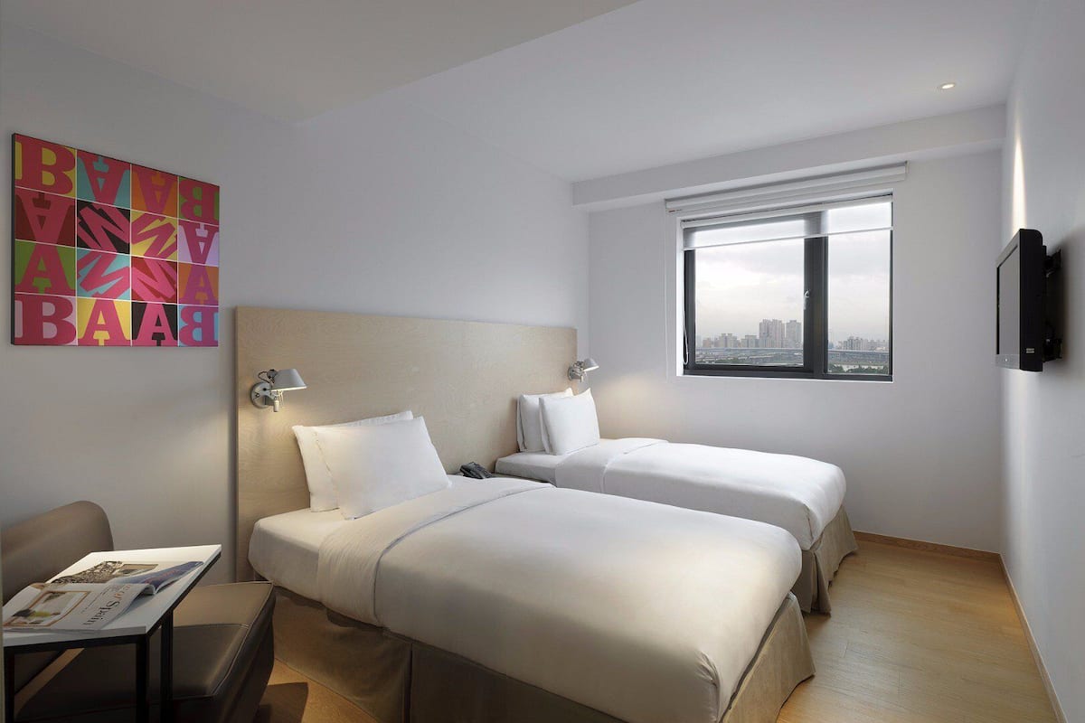 Habitación con 2 camas individuales (Medium) | Caja de seguridad en la habitación y escritorio