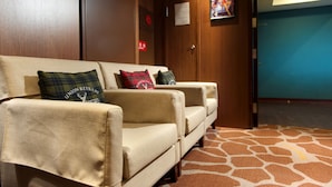 Lobby sitting area - Orange Hotel-guanqian, Taipei (Taipei)