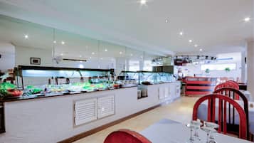 Daily buffet breakfast (EUR 6 per person)