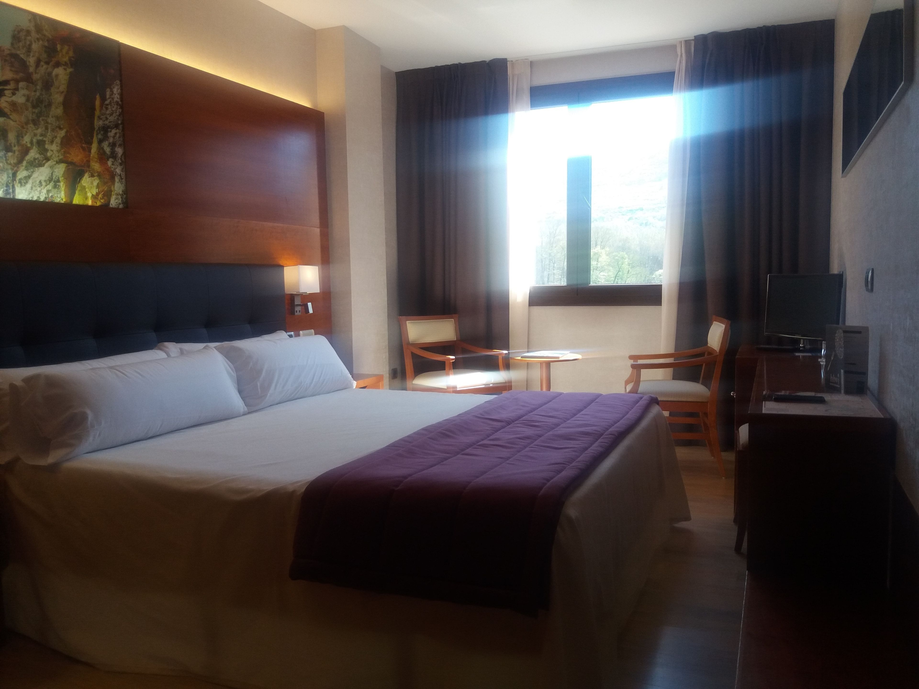 superior double room (90' minutes free daily spa acces) | in-room safe, desk, soundproofing, free wifi