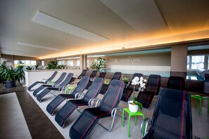 Sauna, vasca idromassaggio, bagno turco, massaggi con le pietre calde