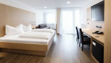 Quarto casal (First Class) | 1 quarto, roupas de cama antialérgicas, cofres nos quartos