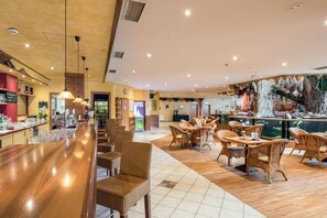 2 Bars/Lounges, Bar auf der Dachterrasse