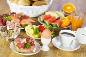 Daily buffet breakfast (EUR 22 per person)