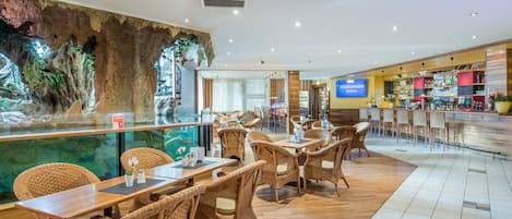 2 bares, bar en la azotea
