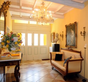 Lobby - B&B A Casa dell'Antiquario (San Benedetto Po)