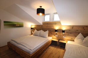 Luxury Apartment, 2 Bedrooms, 2 Bathrooms, Mountain View (Bergkristall) | 1 bedroom, premium bedding, pillow-top beds, in-room safe - Apartmenthaus Vergissmeinnicht (Abtenau)