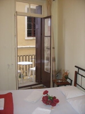 Quadruple Room - Rooms 47 (Chania)