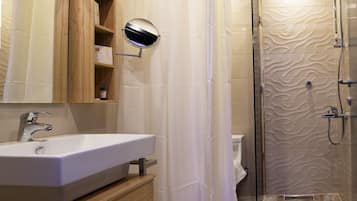 1 habitación, minibar y caja de seguridad en la habitación